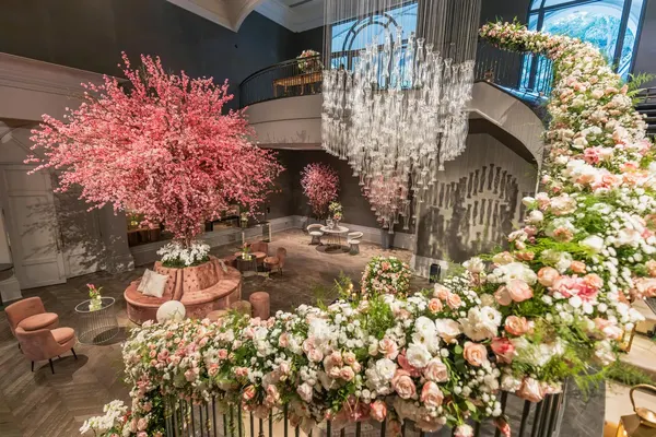 Wedding floral installation by Galaray Dubai